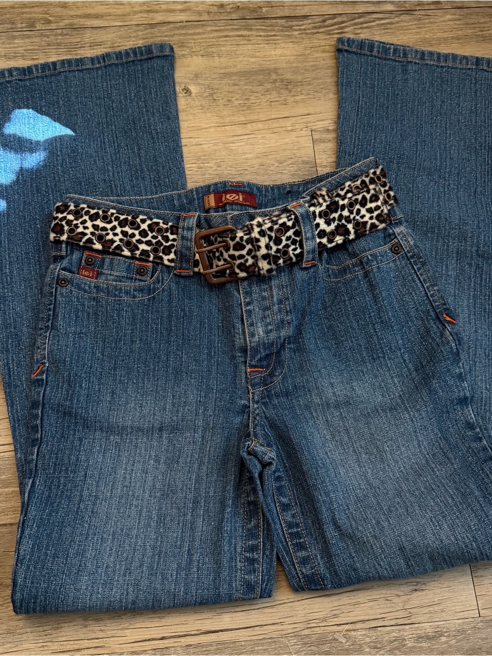 Lee Women’s Bootcut Jeans in Blue with Leopard Print Belt